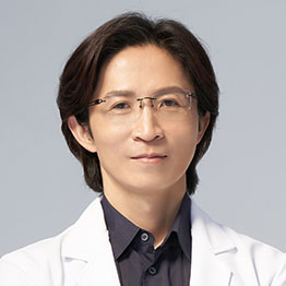 張少平醫師_群英皮膚科整形外科