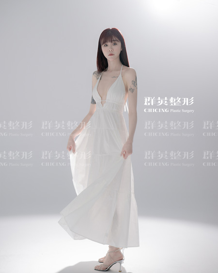 台中魔滴隆乳診所指名群英醫美